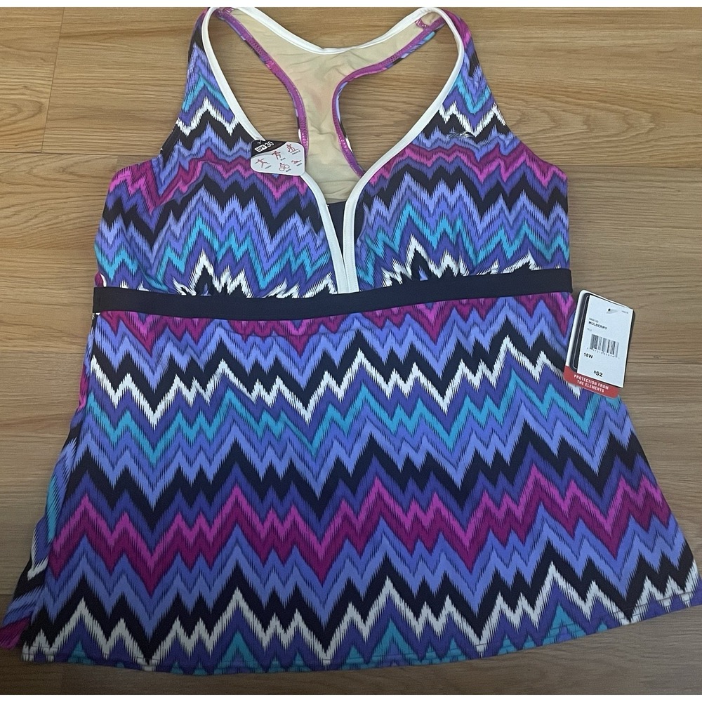 NEW W/Tags  ZeroXposur Quick Dry Women's Swim Suit Top Size 18W Color: Mulberry
